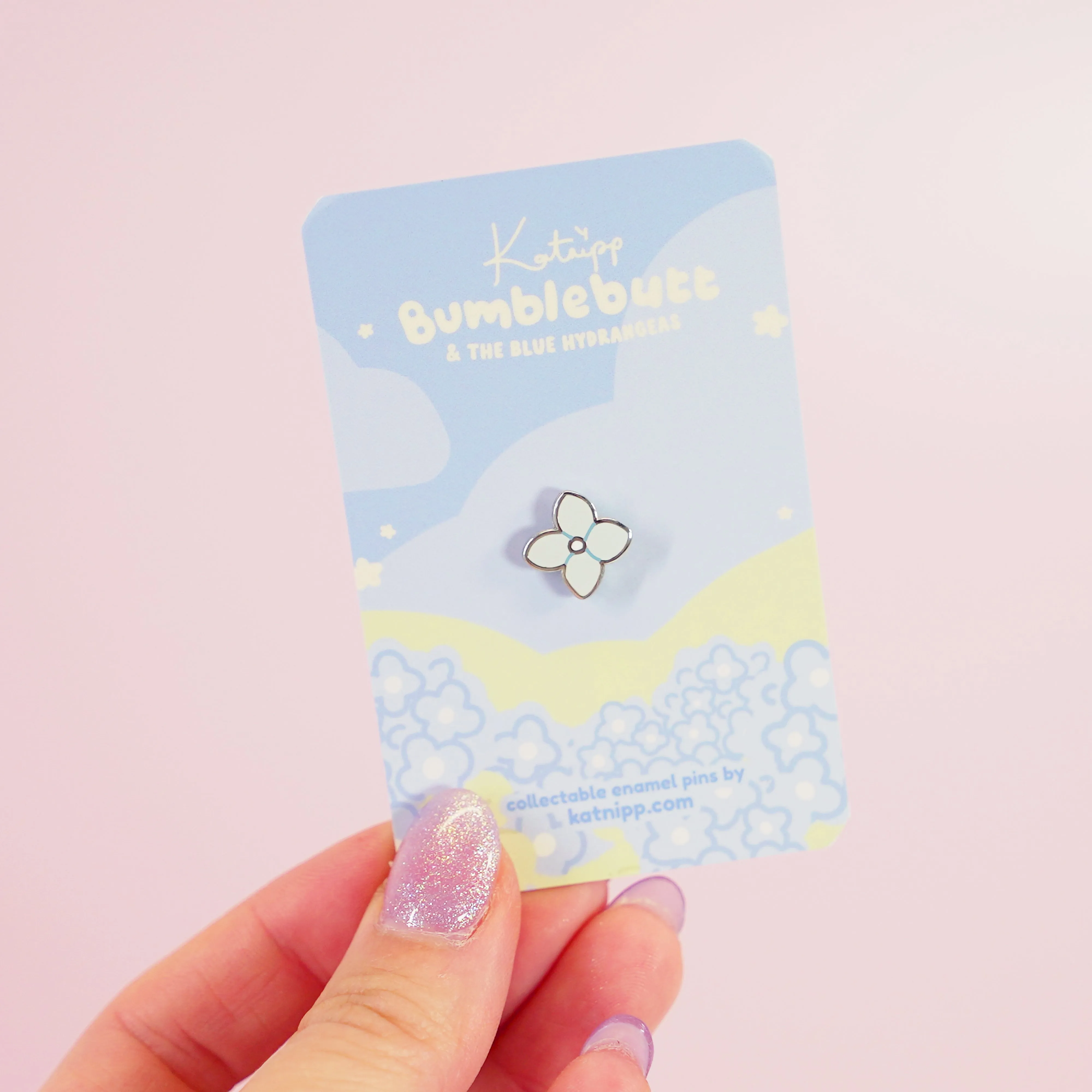 Blue Hydrangea Mini Flower Enamel Pin | Kawaii Floral Jewelry | Cute Botanical Accessory for Nature Lovers