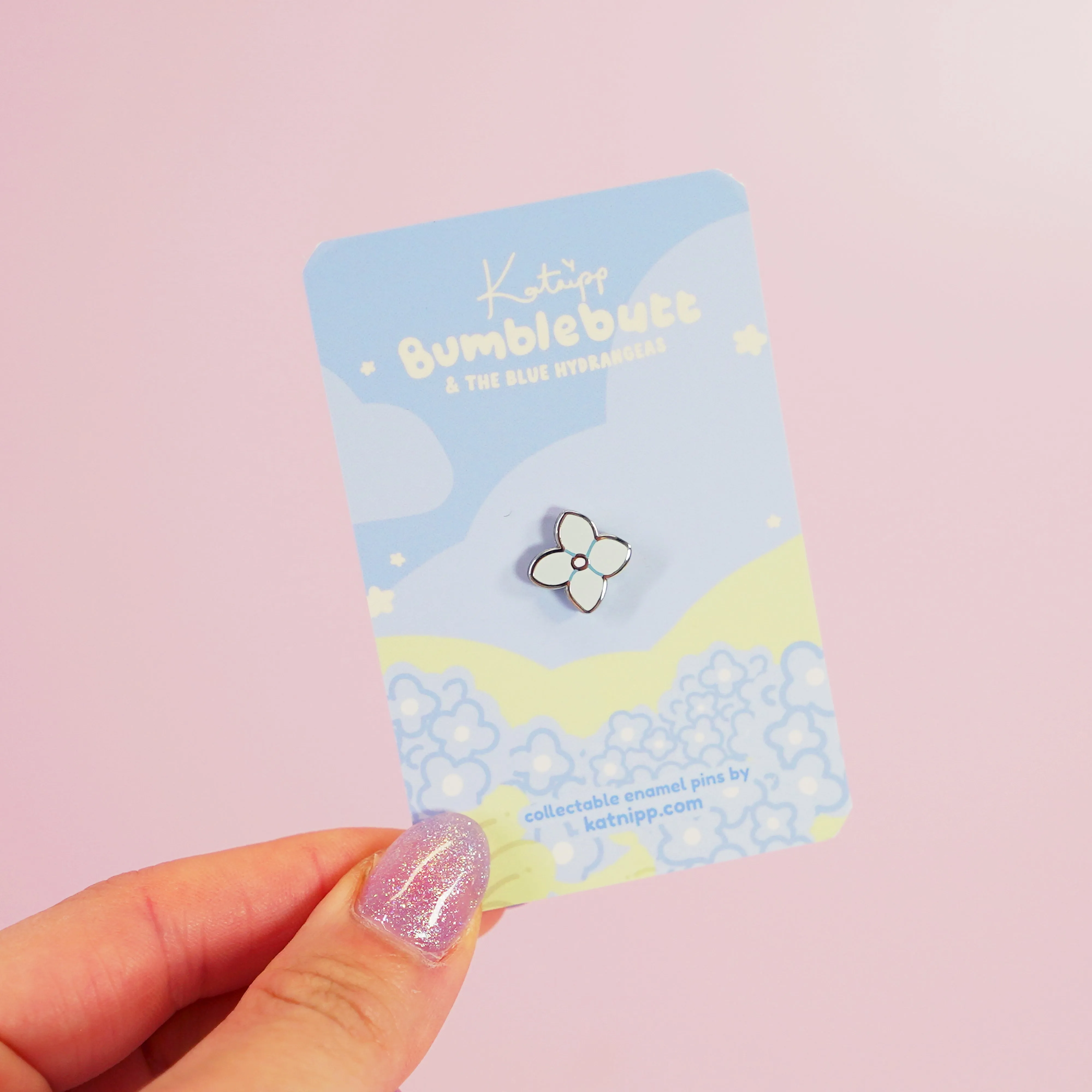 Blue Hydrangea Mini Flower Enamel Pin | Kawaii Floral Jewelry | Cute Botanical Accessory for Nature Lovers