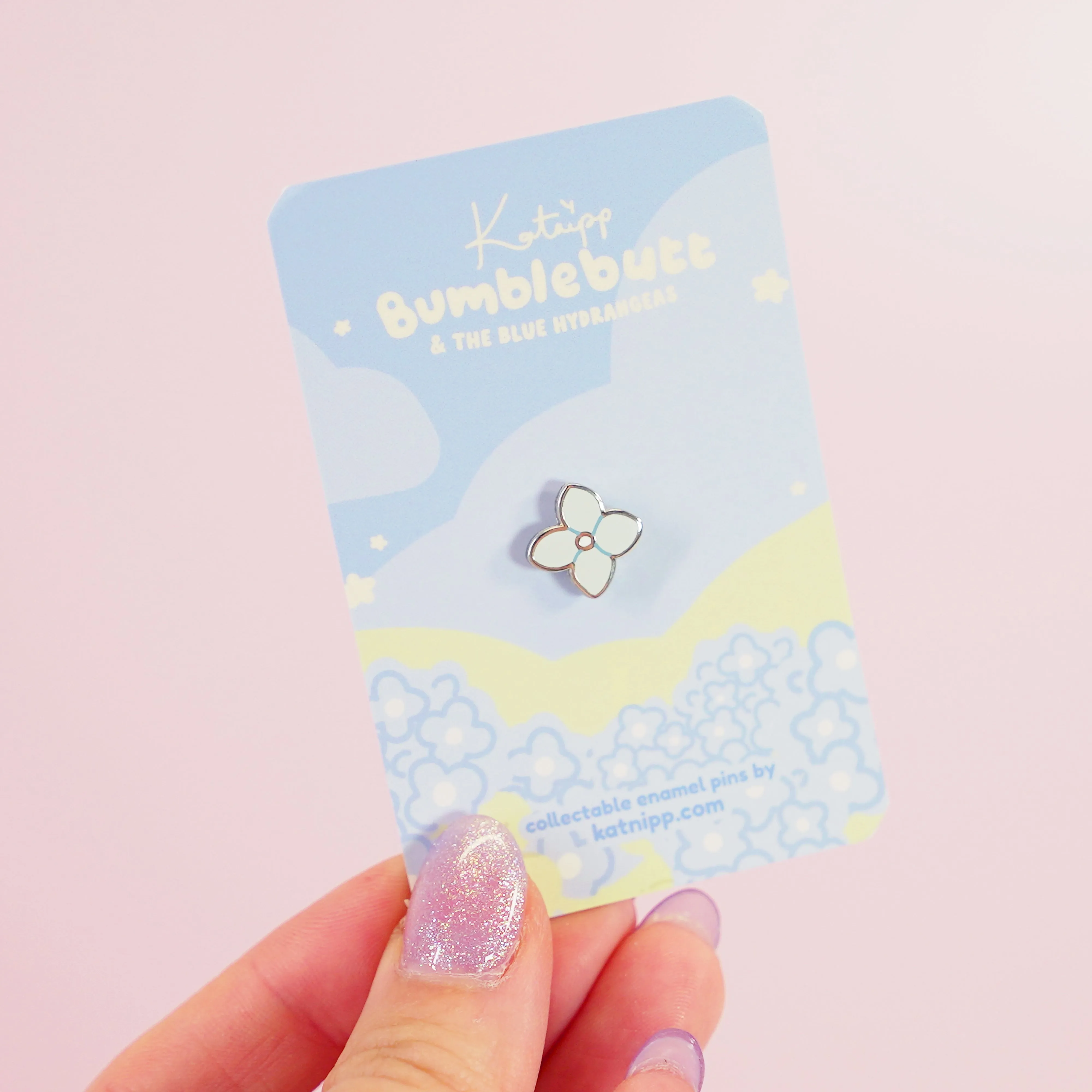 Blue Hydrangea Mini Flower Enamel Pin | Kawaii Floral Jewelry | Cute Botanical Accessory for Nature Lovers