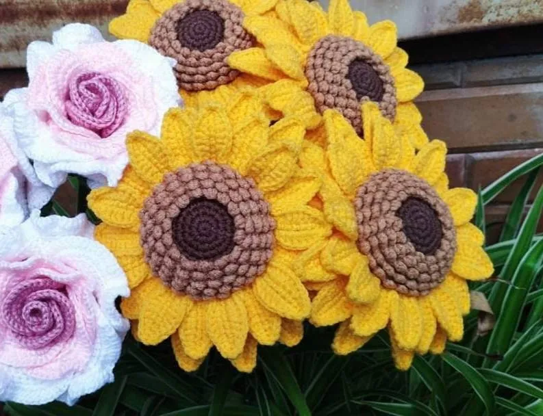 Crochet Sunflower Amigurumi (3 Sizes)