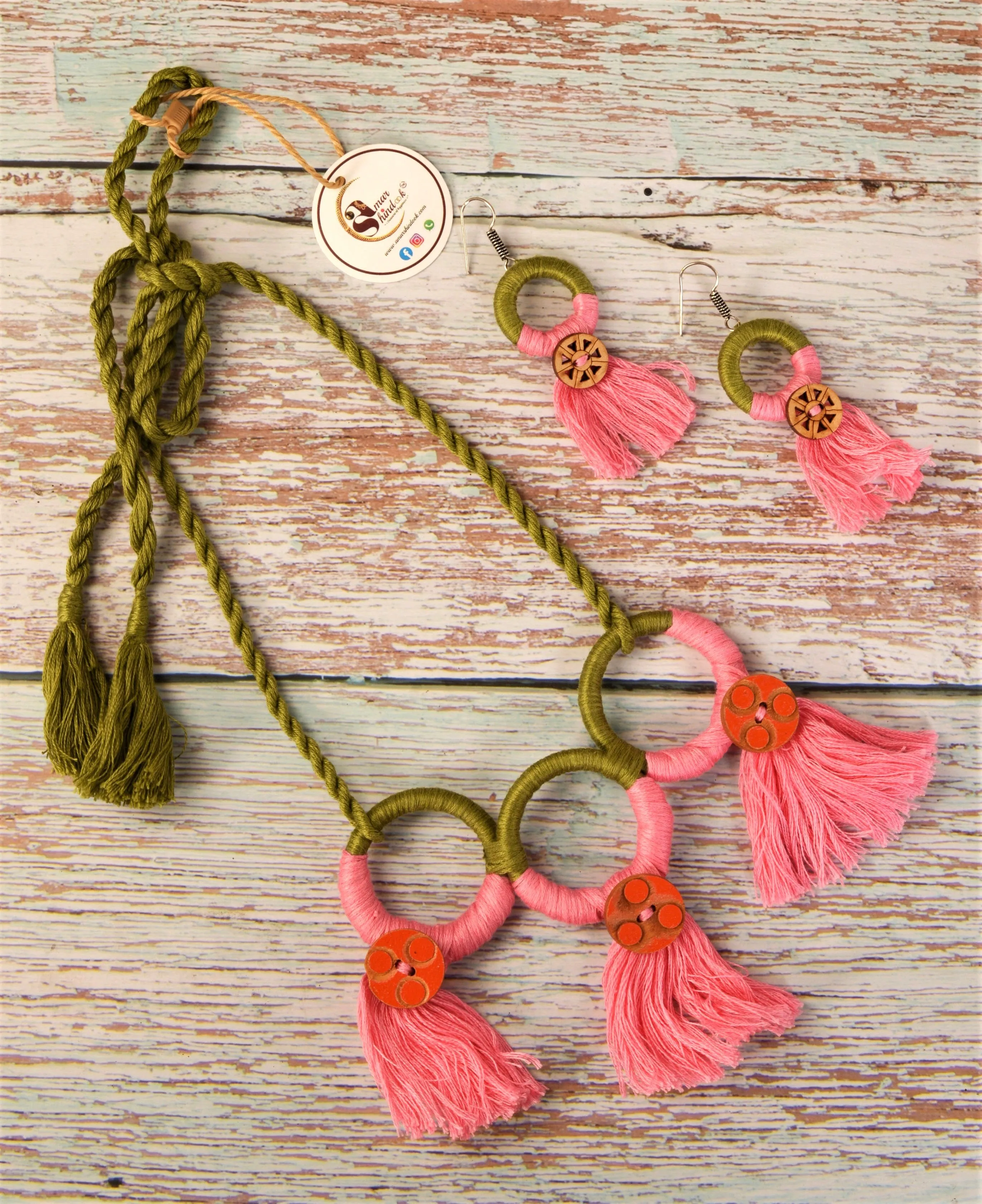 Ura Crochet NNecklace & Earrings  set