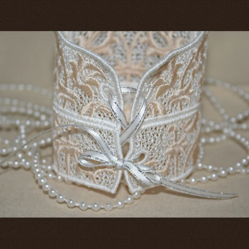 Wedding Gloves 02 Freestanding Lace